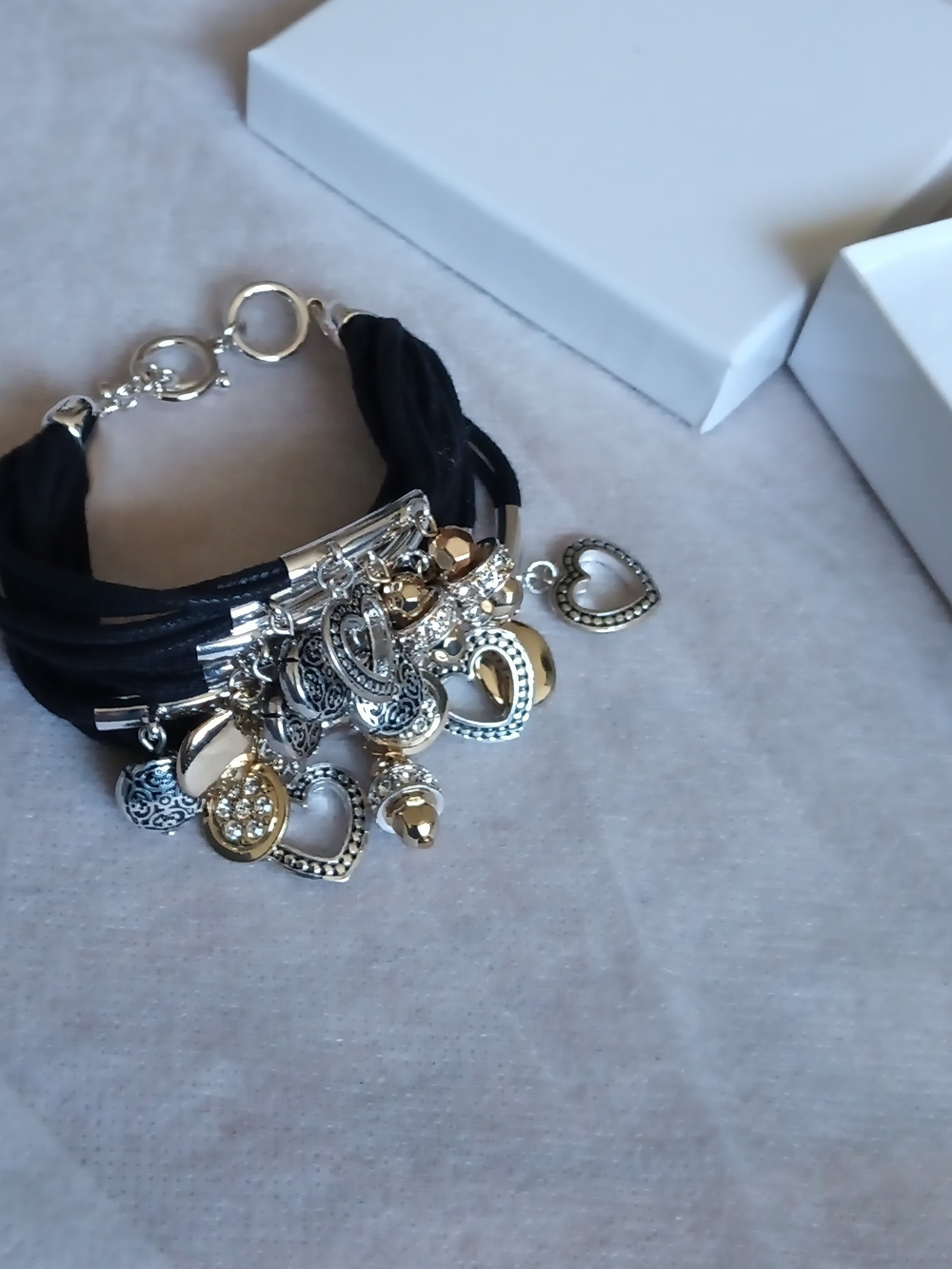 MULTI CHARM BRACELET